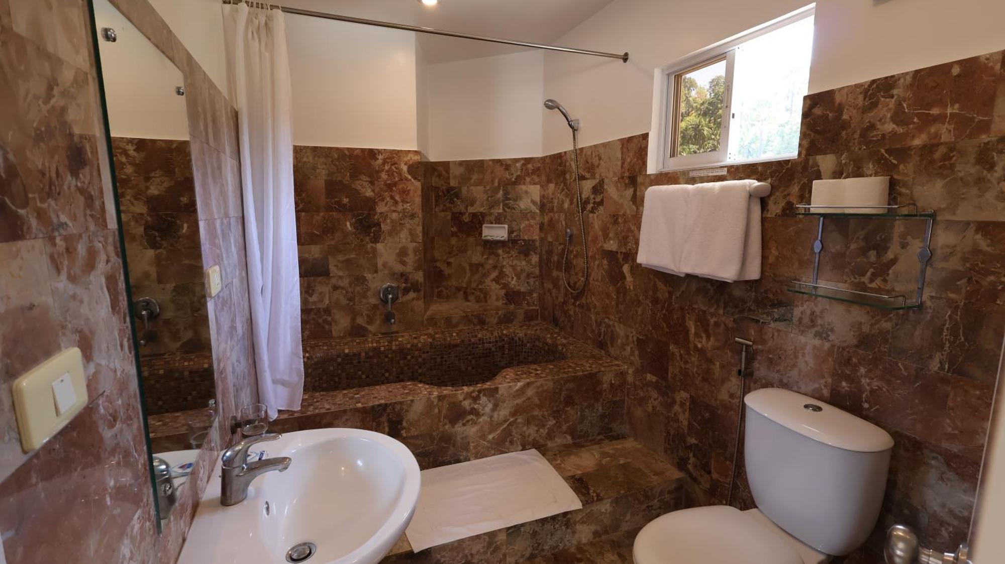 Mermaid Resort And Dive Center بويرتو غاليرا المظهر الخارجي الصورة
