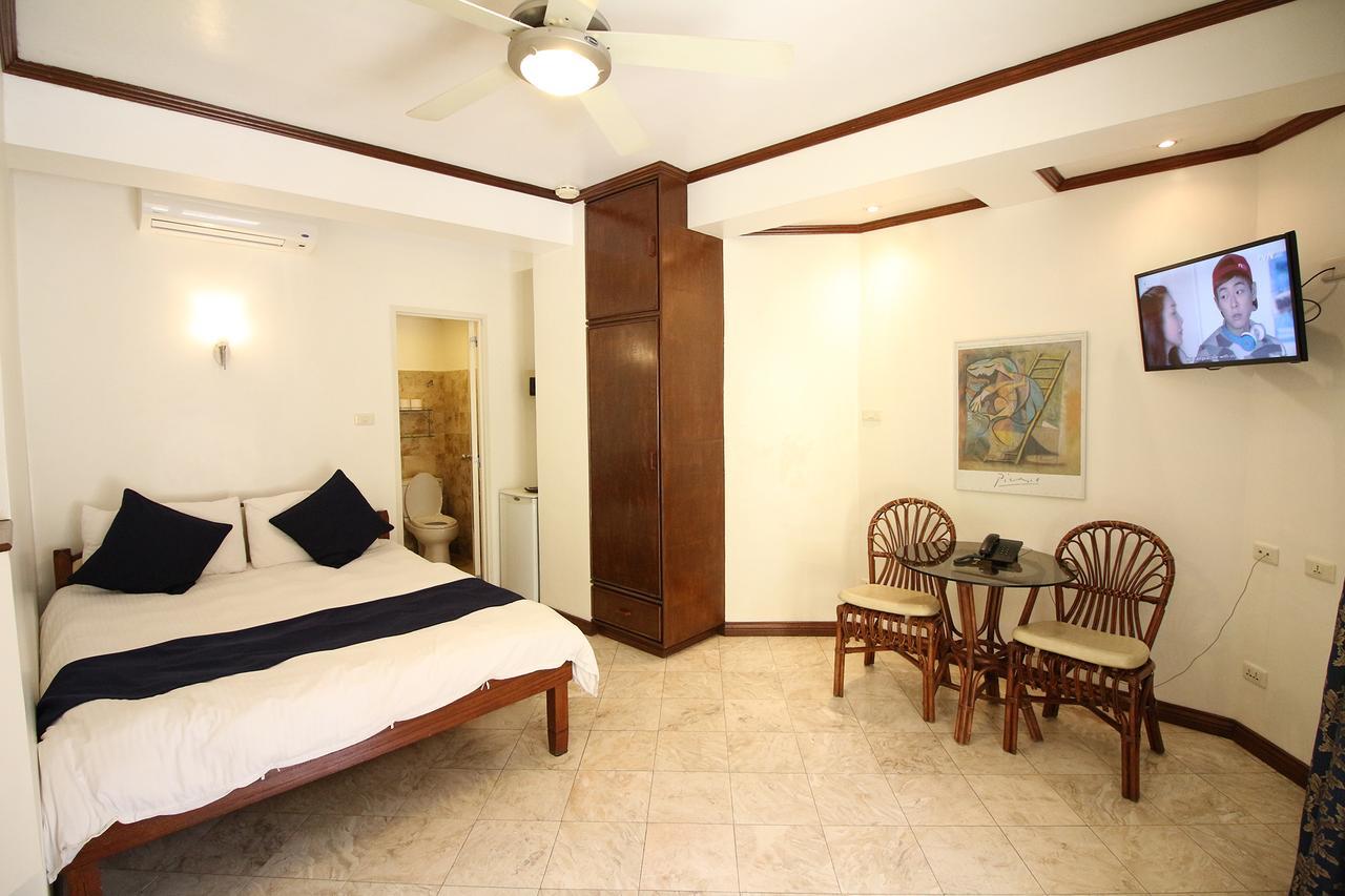 Mermaid Resort And Dive Center بويرتو غاليرا المظهر الخارجي الصورة