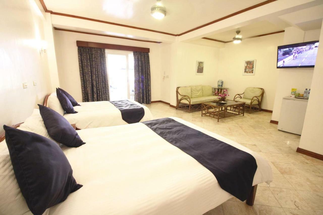 Mermaid Resort And Dive Center بويرتو غاليرا المظهر الخارجي الصورة